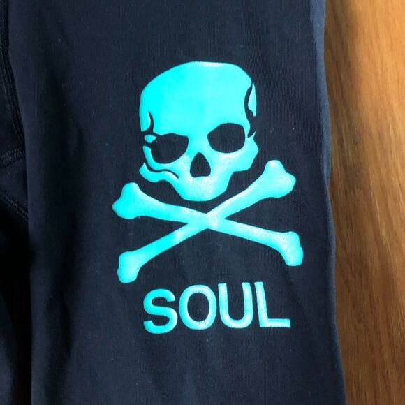Lululemon x Soulcycle Soul Skull Crossbones Crop Leggings - 4 - Picture 6 of 11